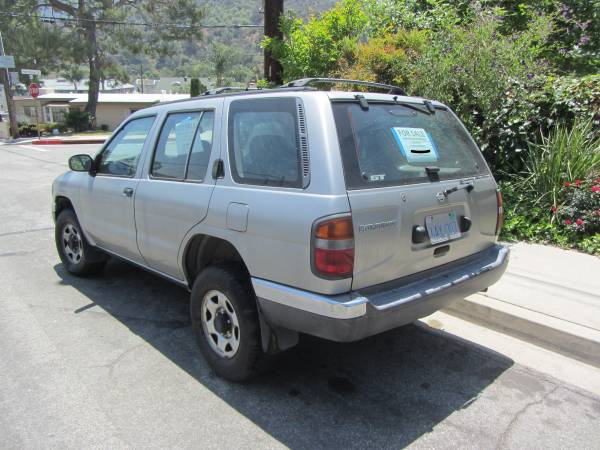 1998 Nissan Pathfinder for sale in La Crescenta, CA – photo 12