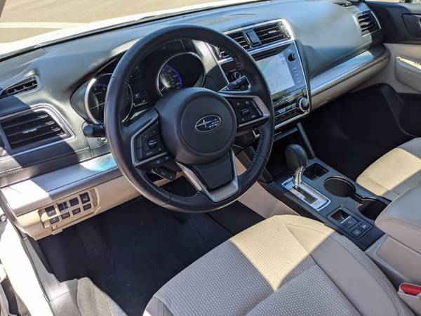 2018 Subaru Outback Premium AWD All Wheel Drive SKU: J3213472 - cars for sale in Scottsdale, AZ – photo 17