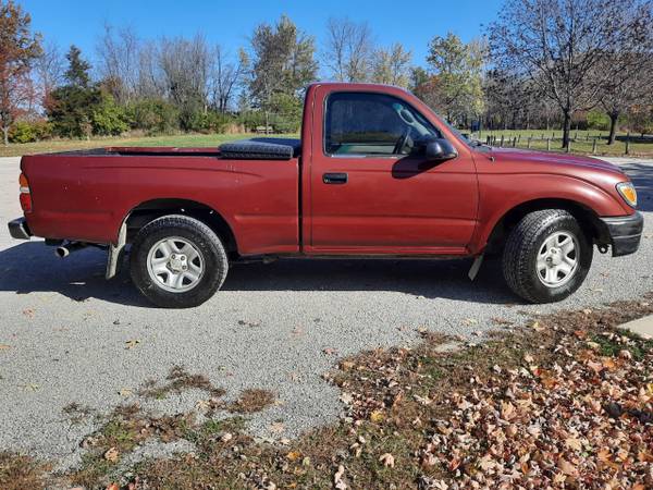 2004 Tacoma Reg. Cab. - cars & trucks - by owner - vehicle... for sale in Fairfield, IA – photo 2