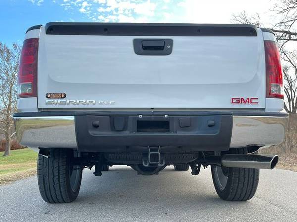 2013 GMC Sierra 1500 Crew Cab - Financing Available! - cars & trucks... for sale in Junction City, NE – photo 19