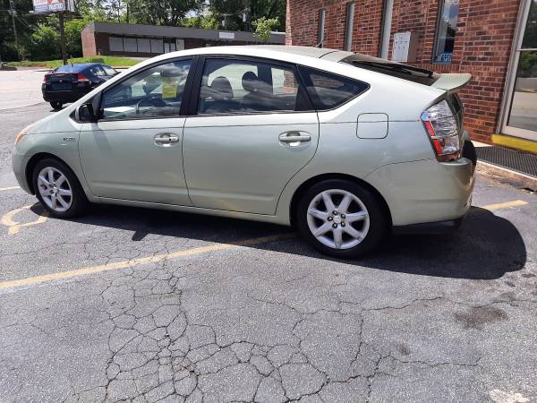 2009 Toyota Prius Touring Very Economical AND Great investment for sale in Greenville, NC – photo 3