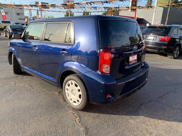 2013 Scion xB 10 Series 4cyl Gas Saver Low Miles Bluetooth etc Hard for sale in Hayward, CA – photo 3
