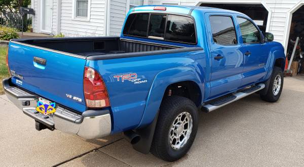 2005 Toyota Tacoma TRD Offroad - cars & trucks - by owner - vehicle... for sale in MOLINE, IA – photo 8