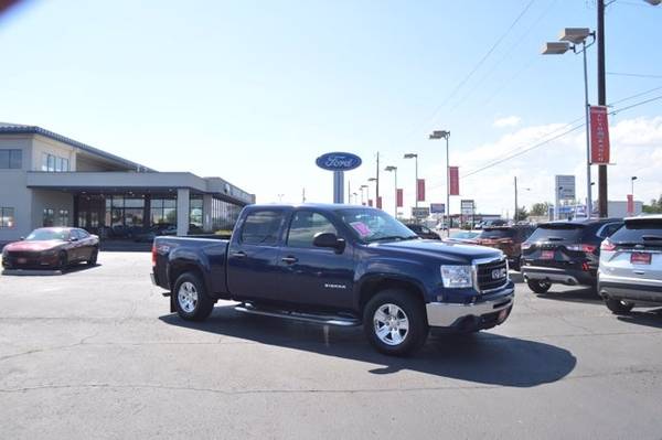 2012 GMC Sierra 1500 SLE - cars & trucks - by dealer - vehicle... for sale in Ontario, OR – photo 2