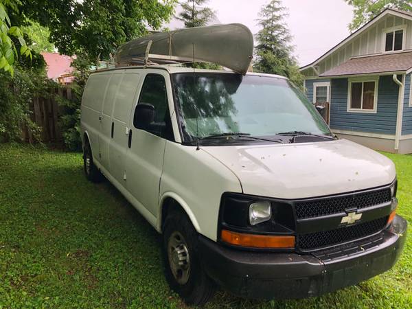 2008 Chevrolet Express 2500 Extended for sale in Asheville, NC – photo 3