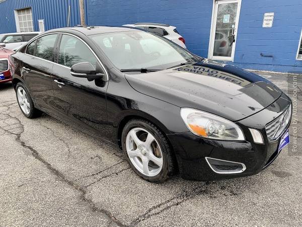 2011 Volvo S60 W/moonroof Clean Carfax 3 0l 6 Cylinder Awd 6-speed for sale in Worcester, MA – photo 2