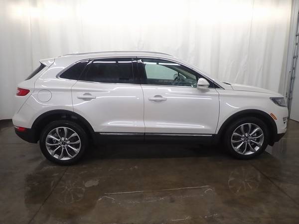 2018 Lincoln MKC Select - - by dealer - vehicle for sale in Perham, ND – photo 24