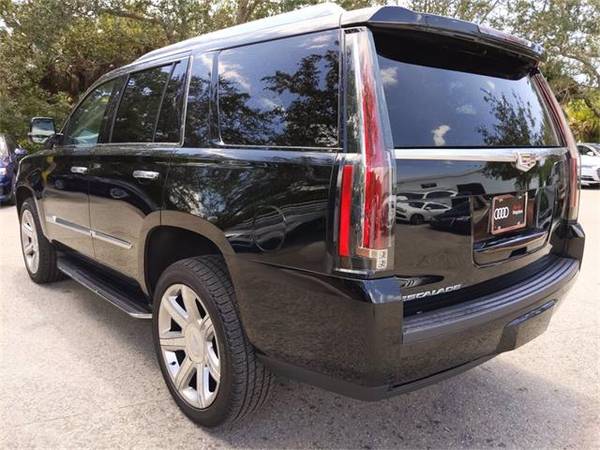 2020 Cadillac Escalade Premium - SUV - cars & trucks - by dealer -... for sale in Naples, FL – photo 10