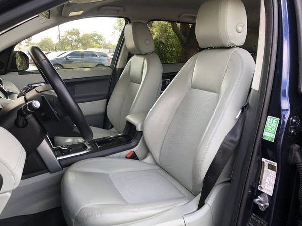 2017 Land Rover Discovery Sport SE~ONLY 14K MILES~ 1-OWNER~ CLEAN... for sale in Sarasota, FL – photo 2