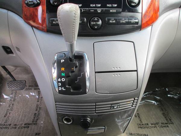 EON AUTO 2006 TOYOTA SIENNA MINIVAN LOADED LEATHER FINANCE $995 DOWN... for sale in Sharpes, FL – photo 16