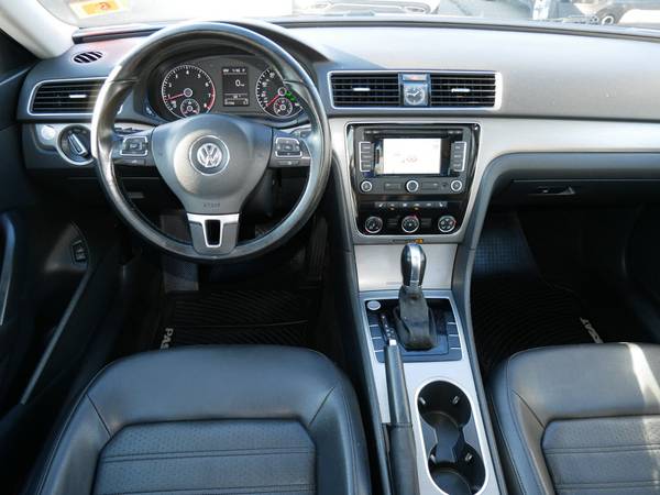 2015 Volkswagen VW Passat 1 8T SE PZEV - - by dealer for sale in Greenland, NH – photo 10