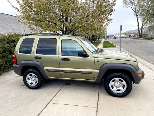 2004 JEEP LIBERTY 4X4 DRIVES GREAT - - by dealer for sale in Salt Lake City, UT – photo 5