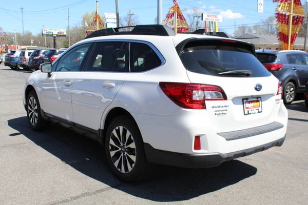2017 Subaru Outback Limited - - by dealer - vehicle for sale in South Bend, IN – photo 3