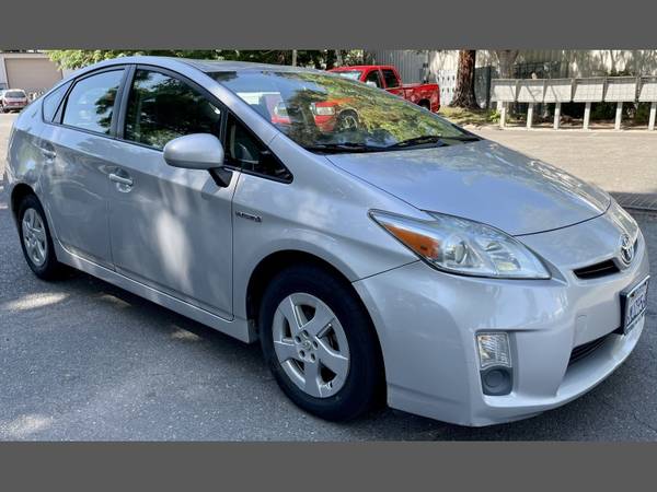 2010 Toyota Prius 5dr HB II (Natl) with Front seatback pockets for sale in Chico, CA – photo 2