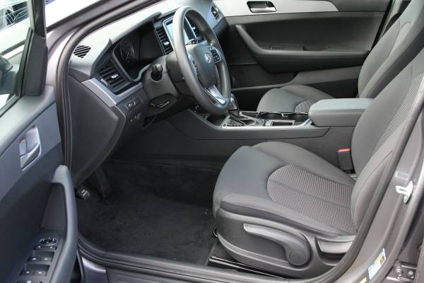 2019 Hyundai Sonata SE. Blind Spot Monitor, Bluetooth, 12k Miles -... for sale in Eureka, CA – photo 16