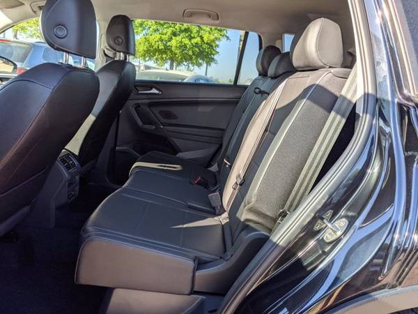 2018 Volkswagen Tiguan SE SKU: JM078044 SUV - - by for sale in Buford, GA – photo 19
