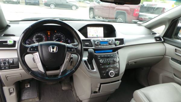 2011 Honda Odyssey Touring Elite Touring Elite 4dr Mini-Van - cars & for sale in Upper Marlboro, District Of Columbia – photo 15