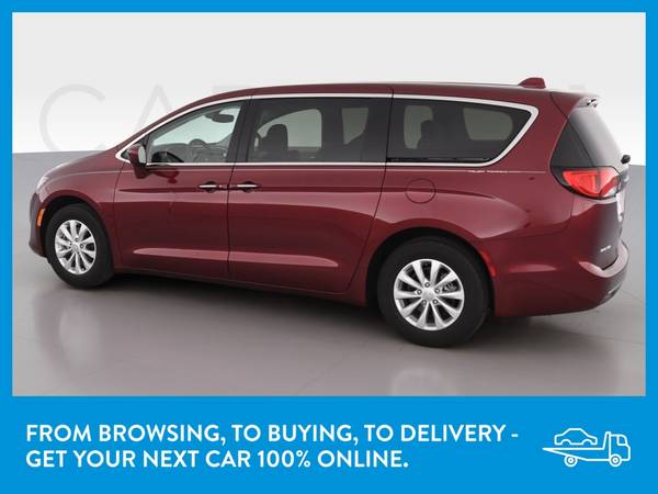 2018 Chrysler Pacifica Touring Plus Minivan 4D van Burgundy for sale in Bowling Green , KY – photo 5