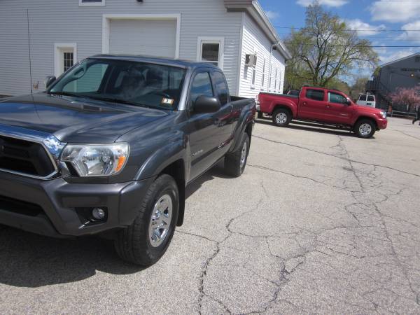 2013 Toyota Tacoma Access Cab SR5 4x4 V6 Auto 202K ONE OWNER 14950 for sale in East Derry, RI – photo 6