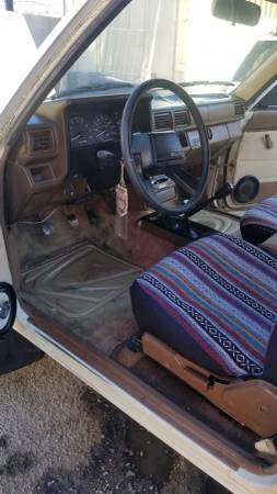 1984 TOYOTA PICKUP 4X4 for sale in Cathedral City, CA – photo 9