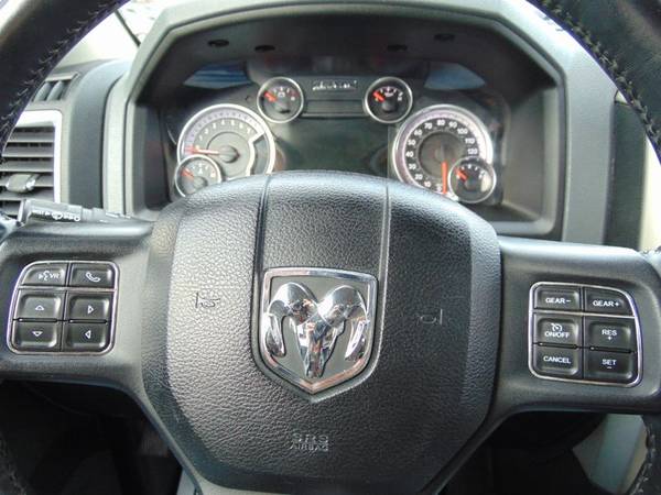 2015 Ram 1500 Outdoorsman, 33K Miles, Cloth, 5 Pass, Very Clean! for sale in Alexandria, ND – photo 9