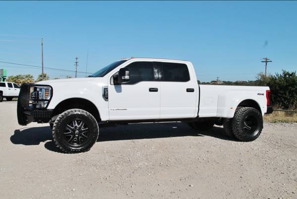 2019 FORD F-350 XLT 4X4*POWERSTOKE*FUELS*MUD TIRES*RANCH... for sale in Liberty Hill, TX – photo 4