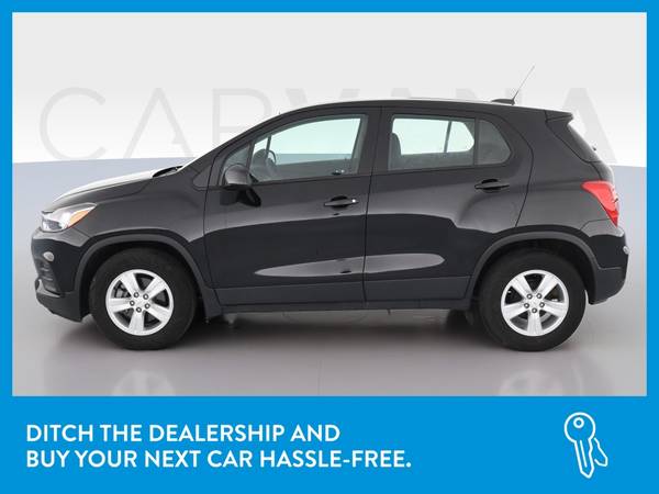 2020 Chevy Chevrolet Trax LS Sport Utility 4D hatchback Black for sale in Chaska, MN – photo 4
