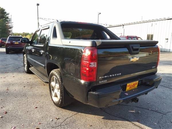 2010 Chevrolet Avalanche LTZ - cars & trucks - by dealer - vehicle... for sale in Oconto, WI – photo 8