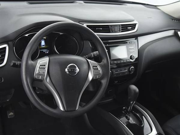2016 Nissan Rogue S Sport Utility 4D hatchback Gray - FINANCE ONLINE for sale in Louisville, KY – photo 2