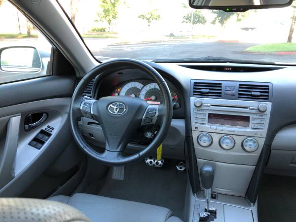 2010 Toyota Camry SE Leather Interior * Well Maintained 26 Records*... for sale in Portland, OR – photo 11