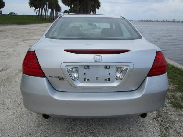2007 Honda Accord SE 6 Cyl WELL MAINTAINED LOCAL TRADE NICE! for sale in Sarasota, FL – photo 8