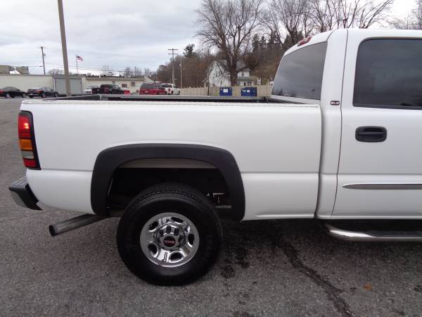 2007 GMC Sierra 2500HD Crew Cab Short Bed, 1 Owner, No Rust for sale in Waynesboro, PA – photo 8