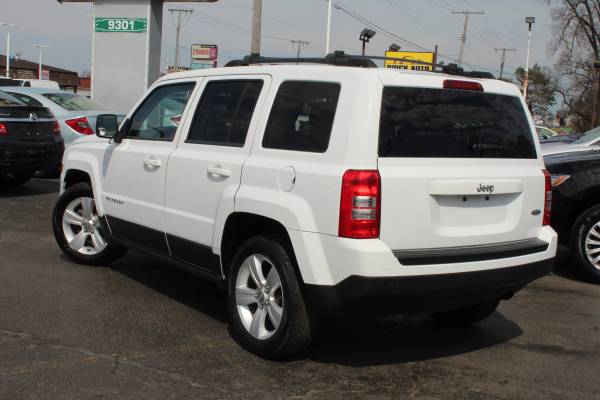 2014 JEEP PATRIOT LATITUDE Heated Seats 90 DAY WARRANTY for sale in Highland, IL – photo 11