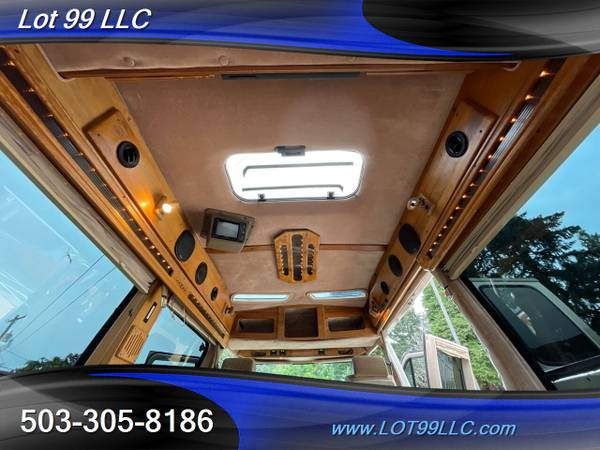 1994 CHEVROLET G20 Sportvan Explorer Conversion Power Bench/BED Wood for sale in Milwaukie, OR – photo 14