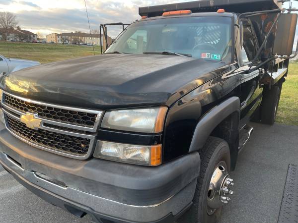 2006 CHEVY SILVERADO 3500 DUMP TRUCK (DIESEL...ONLY 80,500 MILES) -... for sale in Mount Joy, PA – photo 8