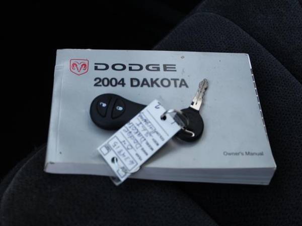 1-Owner* 2004 Dodge Dakota Club Cab SLT V8 **80,000 Miles** - cars &... for sale in Louisville, KY – photo 12