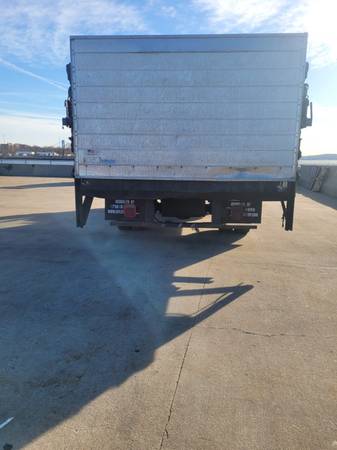 2006 Isuzu NQR Diesel 12 Feet Flatbed Liftgate Auto Low Miles Truck for sale in Brooklyn, NY – photo 5