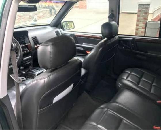 1998 Jeep Grand Cherokee Limited for sale in Uniondale, NY – photo 3