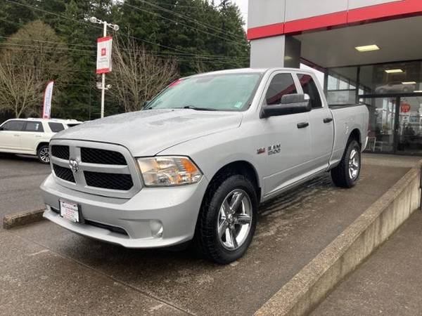2014 Ram 1500 4x4 4WD Truck Dodge Quad Cab 140 5 Express Crew Cab for sale in Vancouver, OR – photo 2
