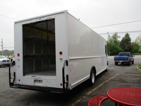 2017 Ford F-59 Commercial Stripped Chassis 22 STEP VAN, BOX TRUCK for sale in south amboy, VT – photo 4