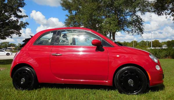 2012 Fiat 500 Convertible 34k Miles Automatic Leather 29/33 mpgs... for sale in Fort Myers, FL