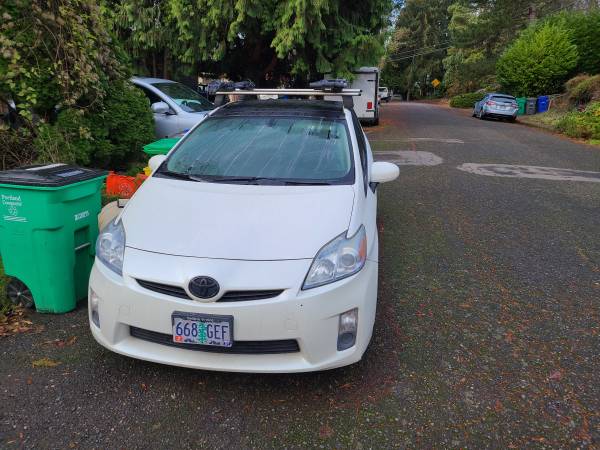 2010 Toyota Prius IV (ENGINE PROBLEM) - cars & trucks - by owner -... for sale in Portland, OR – photo 2