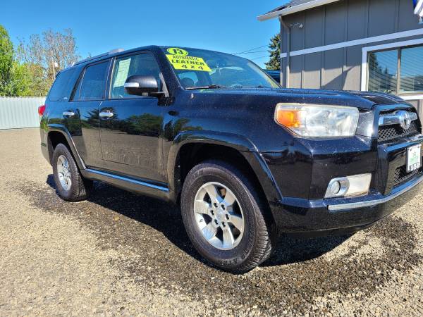 2013 Toyota 4 Runner Limited 4 0 v6 4x4 - - by dealer for sale in Junction City, OR – photo 2