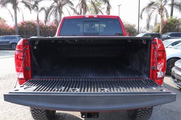 2017 Ram 2500 SLT 4D Crew Diesel Lifted 4x4 Truck #33759 - cars &... for sale in Fontana, CA – photo 5