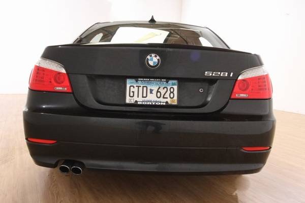 2010 BMW 5 Series 528i xDrive - - by dealer - vehicle for sale in Golden Valley, MN – photo 7