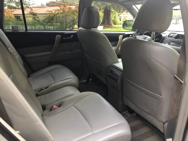 2008 Toyota Highlander Hybrid Limited 4WD --Leather, 3rd Row, Clean-- for sale in Kirkland, WA – photo 13