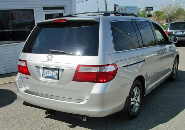 2006 Honda Odyssey silver - - by dealer - vehicle for sale in Louisville, KY – photo 2