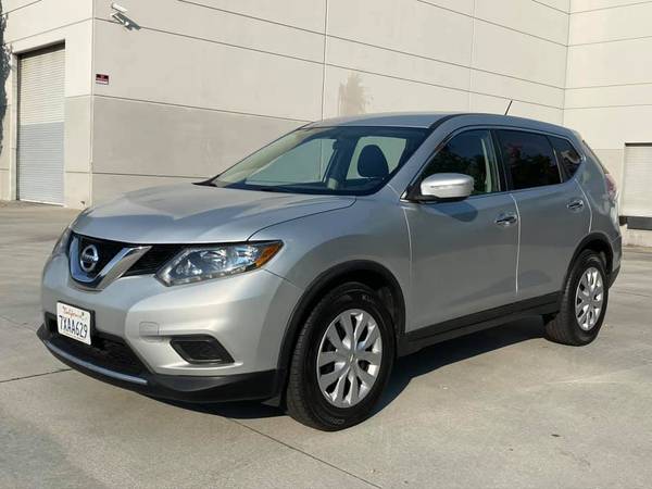 2015 Nissan Rogue 4-Cyl. 54k Low Miles - cars & trucks - by dealer -... for sale in Panorama City, CA – photo 3