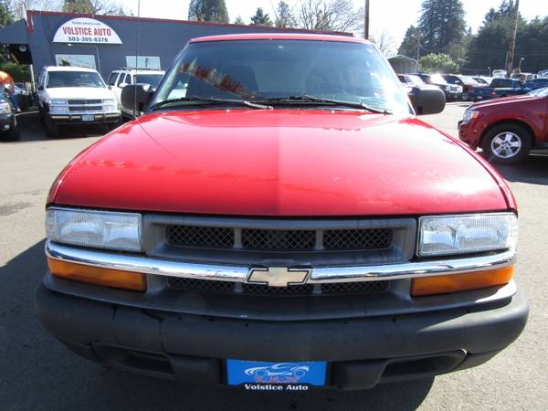 2003 Chevrolet S-10 Reg Cab RED 5SPD MANUAL RUNS AWESOME ! - cars for sale in Milwaukie, OR – photo 4