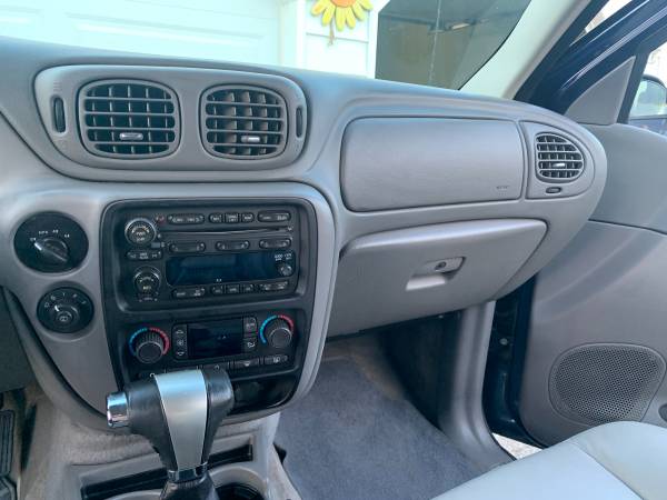 2007 Chevy Trailblazer - cars & trucks - by owner - vehicle... for sale in New Castle, DE – photo 6